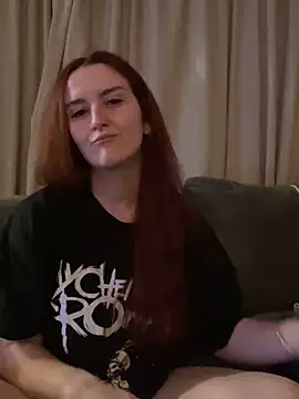 Snapshot of PoppySlut6999 chatting on February 2026 08:51:01 PM PoppySlut6999 online show from February 2026 08:51:01 PM