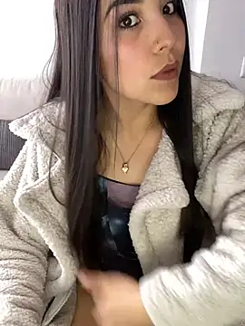 Mayka sex online show from February 2026 04:51:02 PM