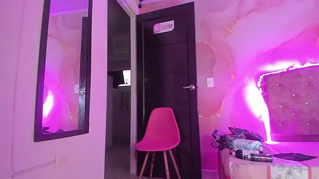 Snapshot of Melanie__Evans chatting on March 2026 10:59:02 AM Melanie Evans online show from March 2026 10:59:02 AM