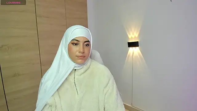 LAY LA  online show from April 2026 09:37:02 PM