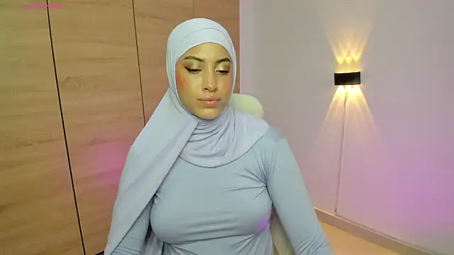 LAY LA  online show from March 2026 09:50:02 PM