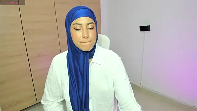 LAY LA  online show from March 2026 09:15:02 PM