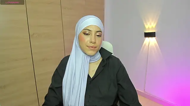 LAY LA  online show from March 2026 09:20:02 PM