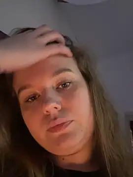 Agatha Gris online show from March 2026 09:44:01 PM