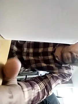 manishk0 online show from February 2026 08:26:01 PM