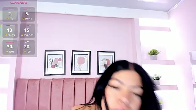 Sophia Salem online show from February 2026 12:05:01 PM