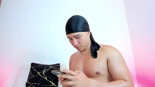 Axel nova online show from March 2026 01:47:01 PM