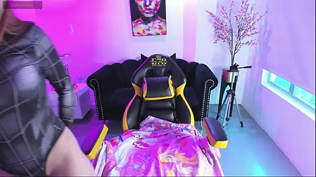 Victoria  doll online show from May 2026 12:37:02 PM