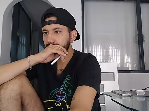 thomass1018 online show from July 2026 08:17:01 PM