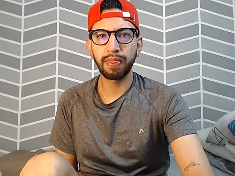 thomass1018 online show from July 2026 07:29:02 PM