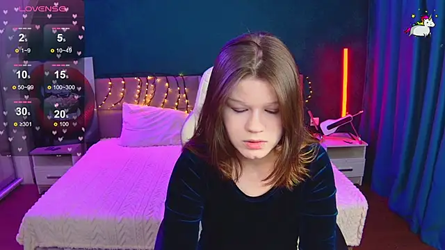 Lunatrend online show from February 2026 12:04:01 PM