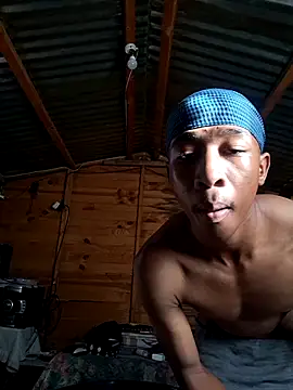 Peterveero12 online show from February 2026 04:07:01 PM