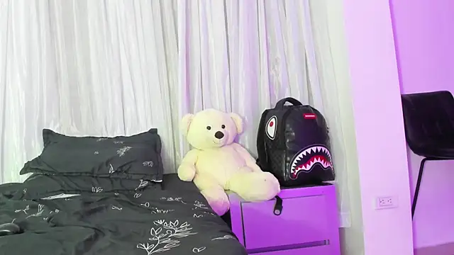 Snapshot of Rpoolrboy chatting on April 2026 05:42:02 AM Rpoolrboy online show from April 2026 05:42:02 AM