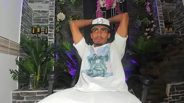 Snapshot of Rpoolrboy chatting on March 2026 04:02:02 AM Rpoolrboy online show from March 2026 04:02:02 AM