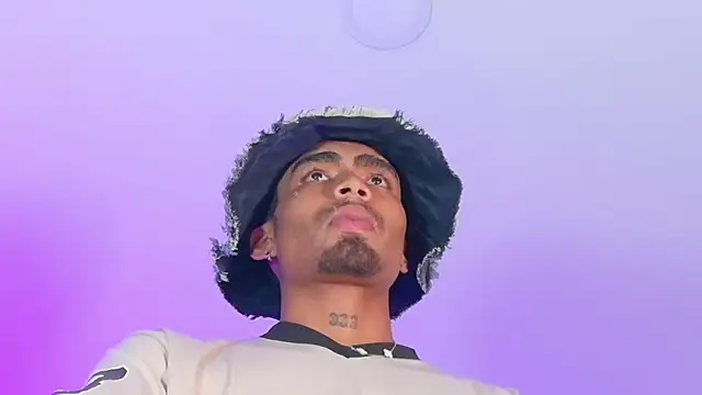 Rpoolrboy online show from April 2026 04:37:02 AM