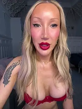 Allana29 online show from May 2026 08:12:02 PM