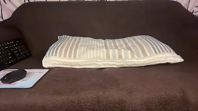 Snapshot of AfricanGodesss chatting on March 2026 01:12:02 PM AfricanGodesss online show from March 2026 01:12:02 PM