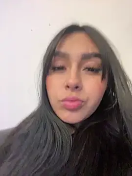 Snapshot of scarlett_pinkk1 chatting on February 2026 03:29:02 AM scarlett pinkk1 online show from February 2026 03:29:02 AM