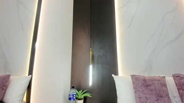 valeryn  rosse online show from February 2026 01:14:02 AM