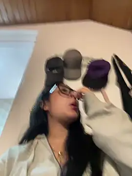 Snapshot of Violetta_pinkk1 chatting on February 2026 03:06:01 AM Violetta pinkk1 online show from February 2026 03:06:01 AM