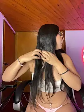 Snapshot of Violetta_pinkk1 chatting on February 2026 04:08:01 AM Violetta pinkk1 online show from February 2026 04:08:01 AM