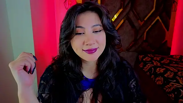 Snapshot of Luvienne chatting on February 2026 07:44:02 PM Luvienne online show from February 2026 07:44:02 PM