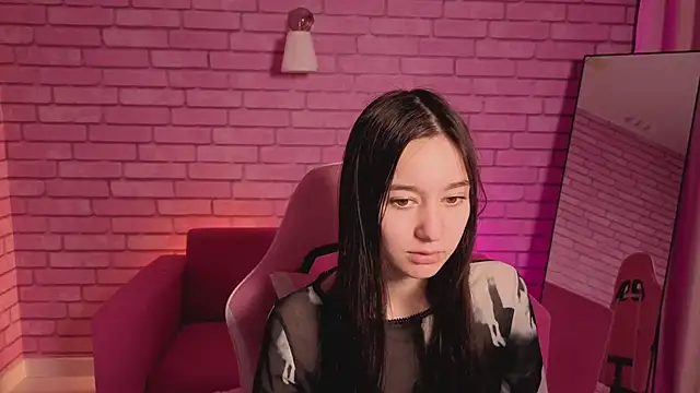Nicole Brownie online show from May 2026 12:52:02 AM
