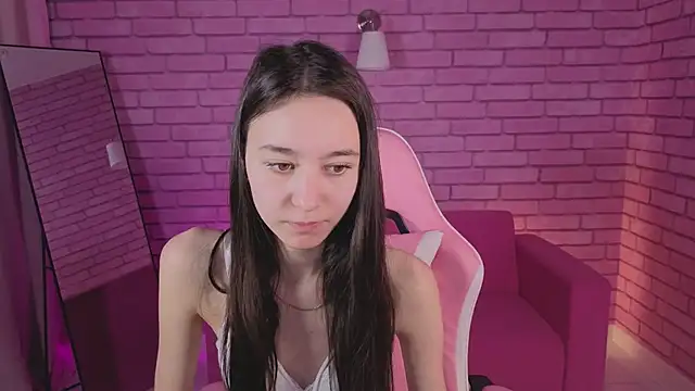 Nicole Brownie online show from March 2026 01:57:02 AM