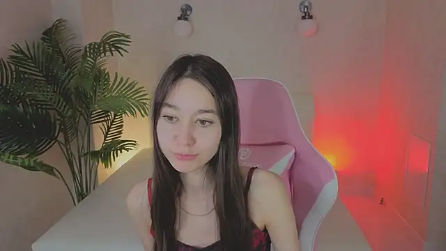 Nicole Brownie online show from June 2026 12:43:01 AM
