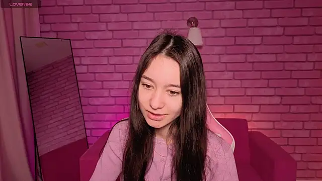 Nicole Brownie online show from May 2026 12:59:02 AM