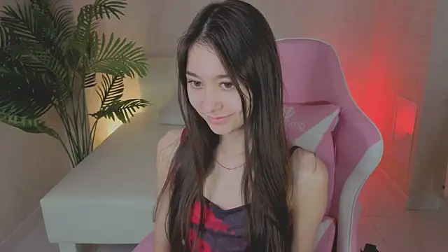 Nicole Brownie online show from June 2026 12:44:02 AM