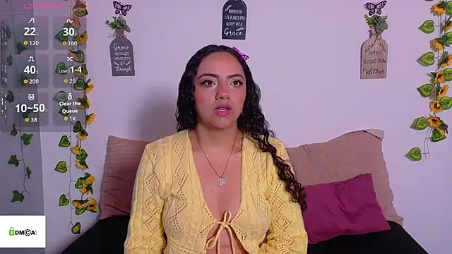 emiily curly online show from May 2026 11:51:02 AM