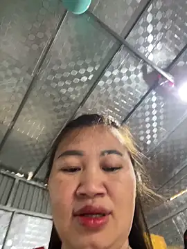 Snapshot of Puka2001 chatting on March 2026 12:32:02 AM Puka2001 online show from March 2026 12:32:02 AM