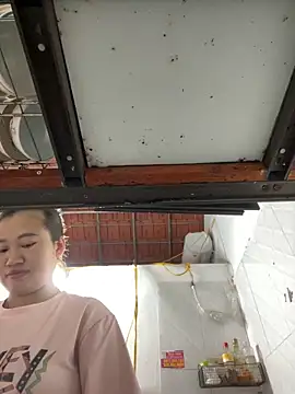 Puka2001 online show from March 2026 02:48:01 AM