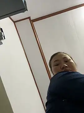 Snapshot of Puka2001 chatting on February 2026 06:19:02 PM Puka2001 online show from February 2026 06:19:02 PM