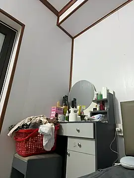 Puka2001 online show from March 2026 07:14:01 PM