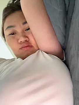 Puka2001 online show from March 2026 05:47:02 PM