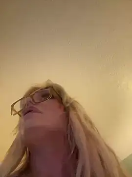 starandsky online show from March 2026 04:07:01 AM