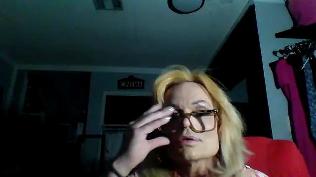 starandsky online show from May 2026 09:42:01 AM