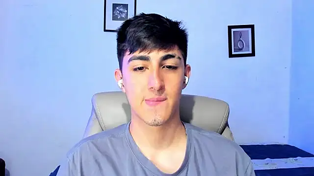 Snapshot of babyted272 chatting on February 2026 06:53:02 AM babyted272 online show from February 2026 06:53:02 AM