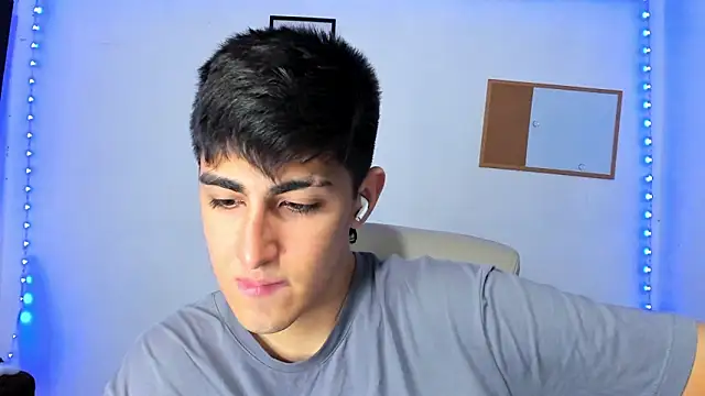 babyted272 online show from April 2026 11:27:02 PM