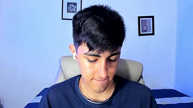 Snapshot of babyted272 chatting on February 2026 06:40:02 AM babyted272 online show from February 2026 06:40:02 AM