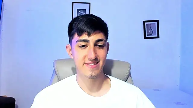 Snapshot of babyted272 chatting on March 2026 01:24:01 AM babyted272 online show from March 2026 01:24:01 AM