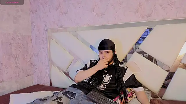 Benny and Mark online show from February 2026 04:01:01 AM