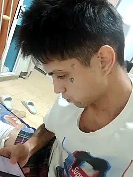 DanyxxxCuba online show from February 2026 08:41:01 PM