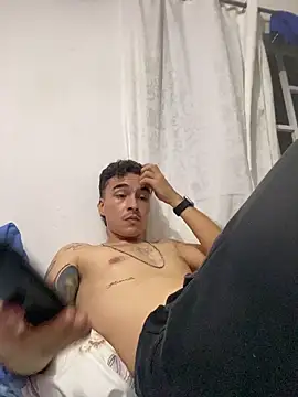 Snapshot of vanilla_Kush chatting on February 2026 02:57:02 AM vanilla Kush online show from February 2026 02:57:02 AM