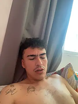 vanilla Kush online show from April 2026 03:37:01 PM