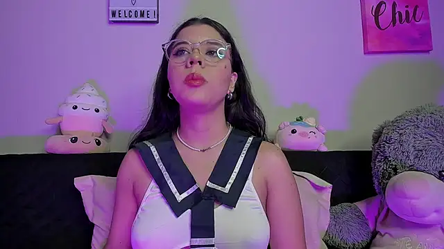 ViolettM online show from March 2026 05:12:02 PM