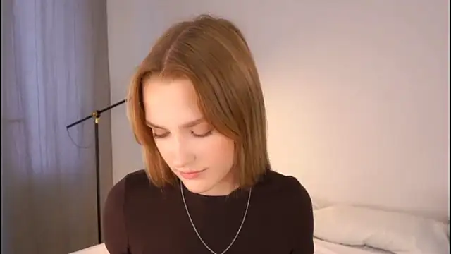 HellenSpelly online show from February 2026 10:30:02 PM