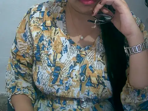 Cute Aliyaa online show from March 2026 09:02:01 AM